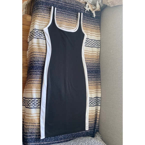 zara fitted strap dress Shop Zara Clothing and Dresses at SilkRoll. Trade with us! main image 1